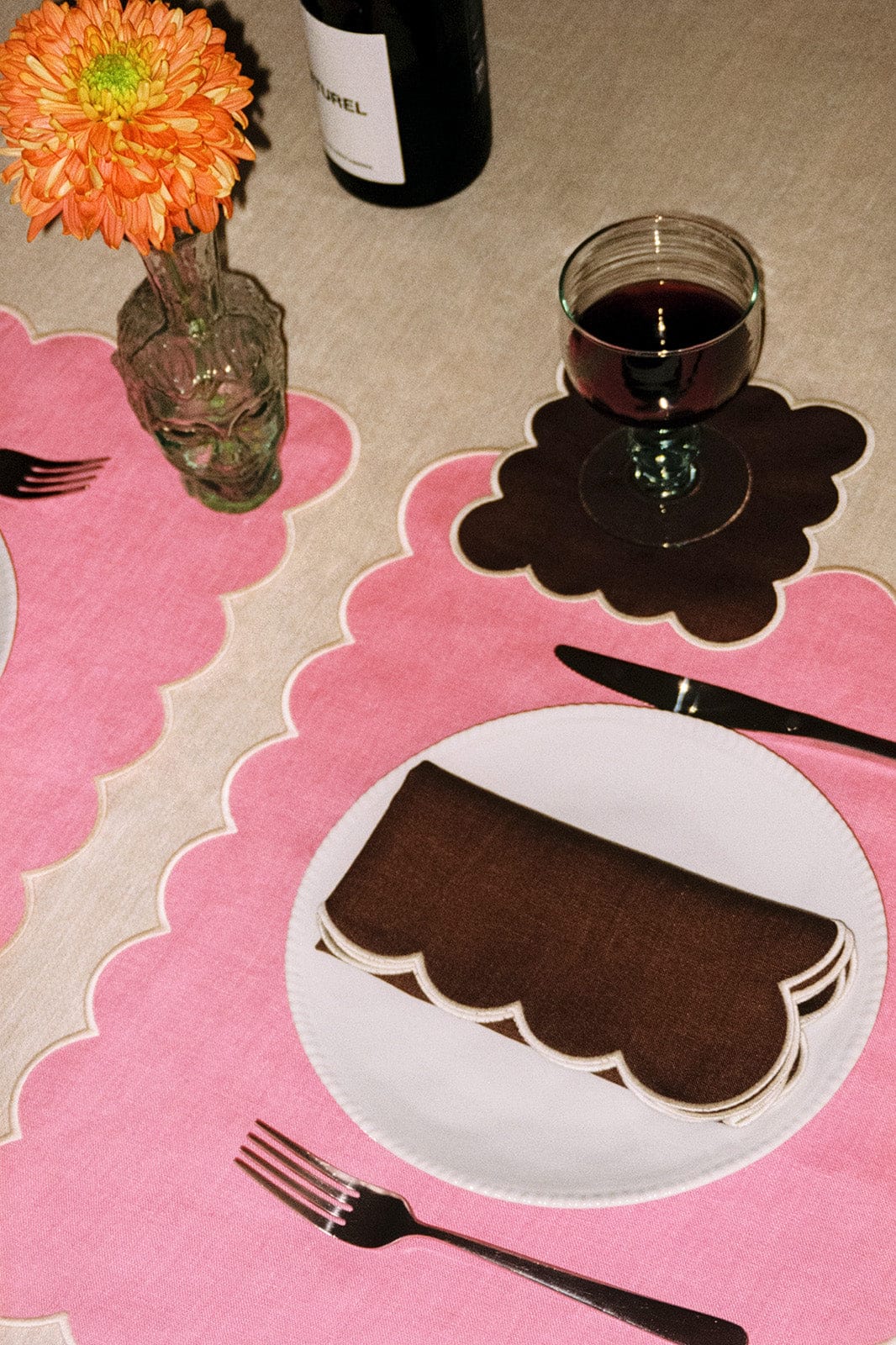arkitaip Napkins Zero-Waste Scalloped Linen Napkins chocolate - Set of 2